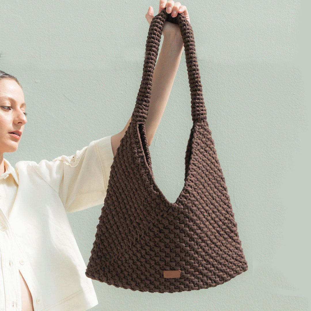 Lara Midi Triangle Tote